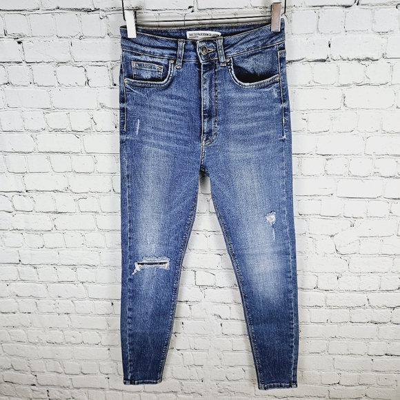 ZARA | skinny high waist stretch distressed jeans - Picture 4 of 8